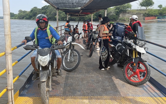 Motor Honda XLS125 Cali Travel Experts Motortour